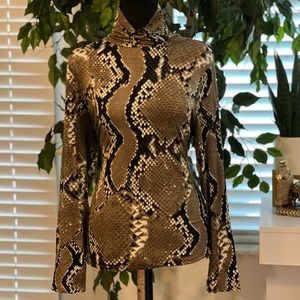 Investments petites essential turtle neck top